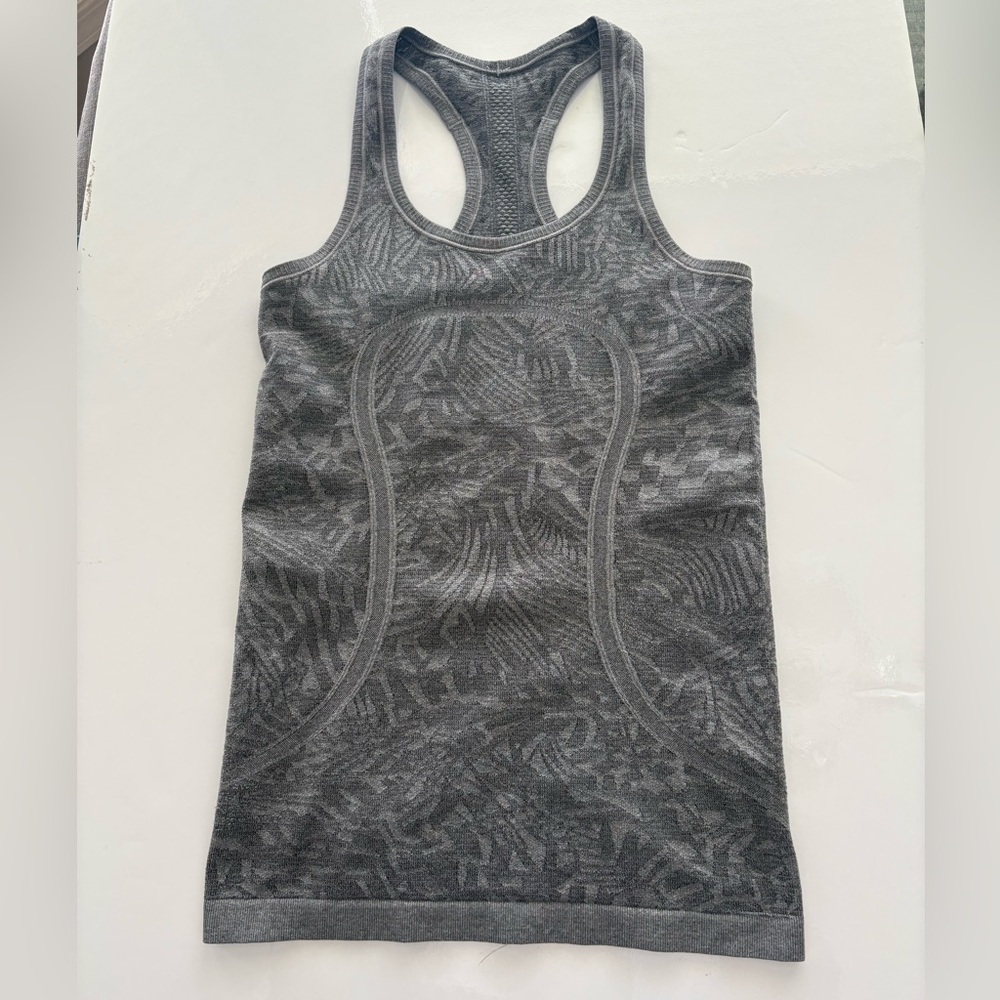 Lululemon Patterned Tank Top - Picture 2 of 7